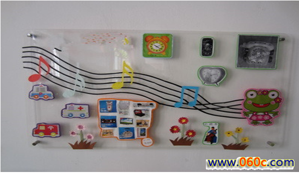 《好听的声音》主题环境创设_幼儿园中班环境布置图片